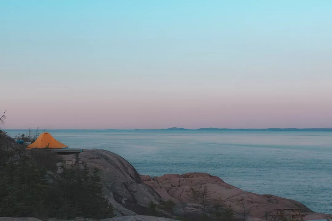 Como acampar na praia